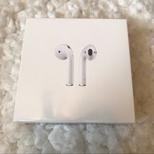 NWT APPLE AIRPODS